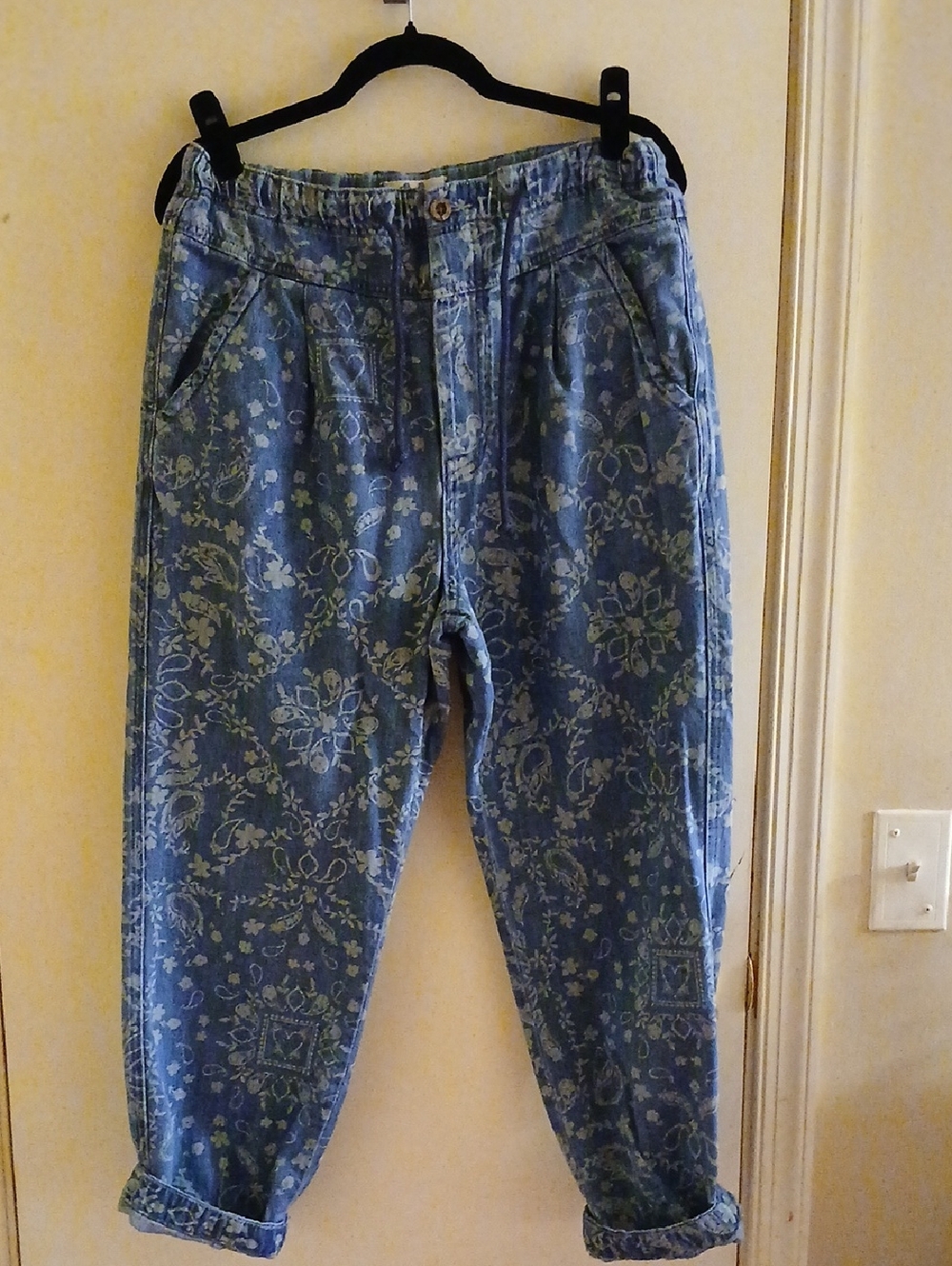 We The Free Blue Floral-Print Baggy Jeans